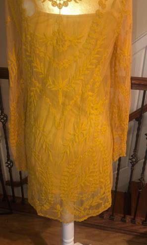 Divided Yellow Lace Dress 