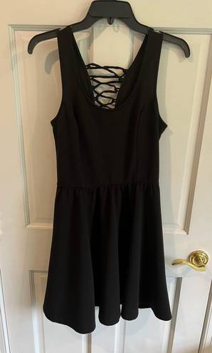 Jessica Simpson Black Corset Style Back Dress