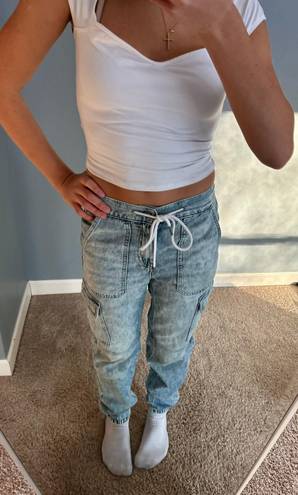 American Eagle cargo jeans