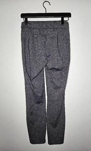 Lululemon  Gray Pull On Pants Size 2 , drawstring