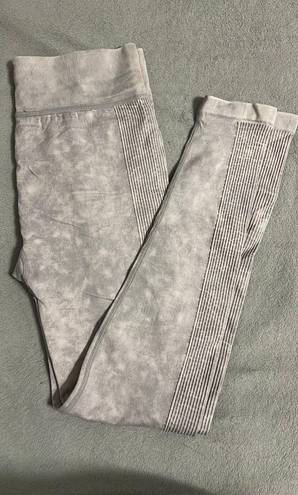 Aeropostale Gray  Tie-Dye Leggings