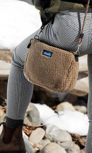 KAVU Purse