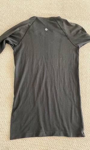 Lululemon Black Long Sleeve Swiftly Tech