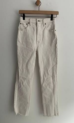 Abercrombie & Fitch Ultra High Rise 90s Straight Jean