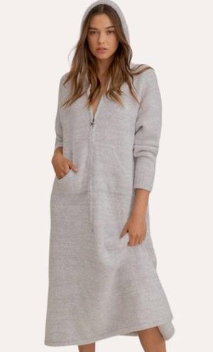 Barefoot Dreams  Cozychic pullover hooded robe 1/2 zip