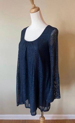 Sequin Hearts XS Blue Lace Long Sleeve Tunic Top with Bell Sleeve