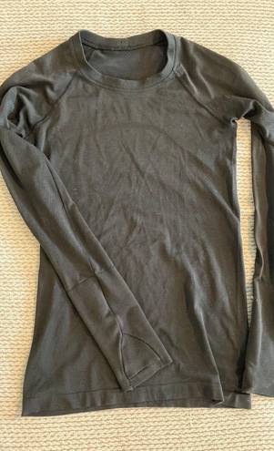 Lululemon Black Long Sleeve Swiftly Tech