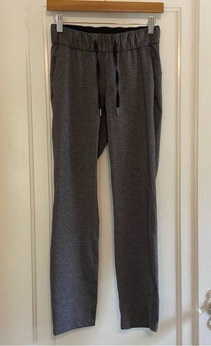 Lululemon  On the Fly pant- heathered black