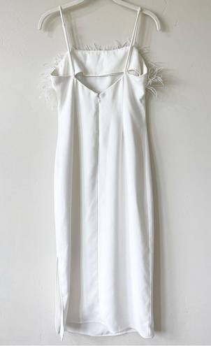 Elliatt  Harley Dress in Ivory with Feathers Size Small