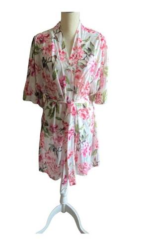 Show Me Your Mumu beautiful lightweight Robe, white with bright pink flowers, comes with belt, size is one size small/medium, excellent condition