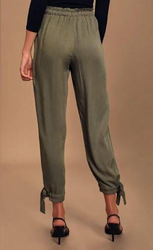 Lulus Lulu’s Sebastian Olive Green Pants Sz.M Pull On Paper Bag Waist Tied Ankle