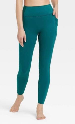 All In Motion Women's Flex High-Rise 7/8 Leggings - ™