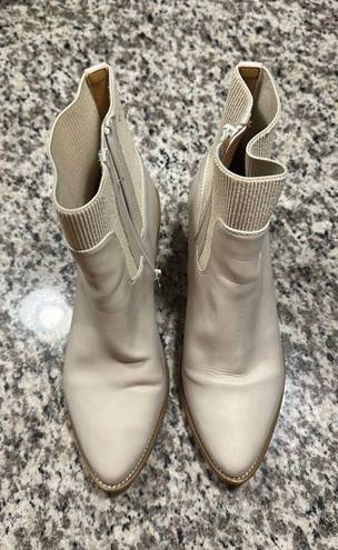 DV by Dolce Vit Dolce Vita Oppry Booties