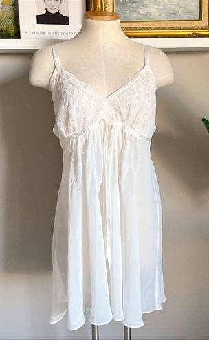 Oscar de la Renta vintage cream floral embroidered slip dress