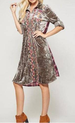 Andree by Unit  Crushed Velvet LS Emboridery Plaid Duster/Dress/Jacket Women M