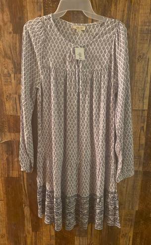 Style & Co NWT  women's Printed Long Sleeve Tiered Peasant Dress size small length 37 width 16