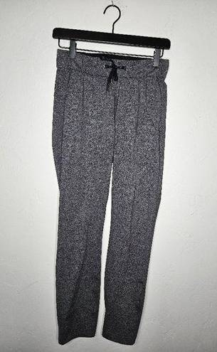 Lululemon  Gray Pull On Pants Size 2 , drawstring