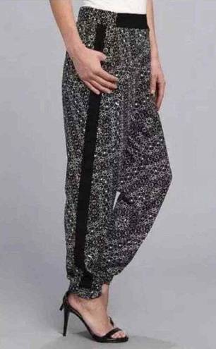 NYDJ ‎ Not Your Daughter's Jeans Black White Easyfit Track Style Pants M NWT