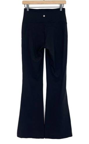 Lululemon  Groove Pant Flare Super High-Rise *Nulu
Black Size 8 SOLD OUT STYLE