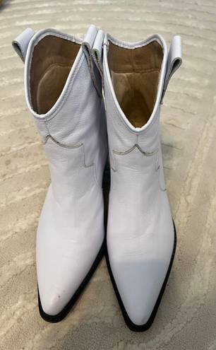 White Cowgirl Booties Size 8