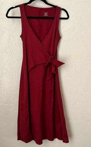 Patagonia  sleeveless maroon wrap dress size XS