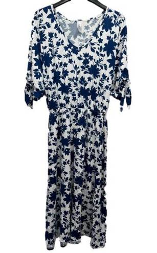 Acting Pro NEW  Navy and White Floral Knit V Neck Short Sleeve Dress Size 1X