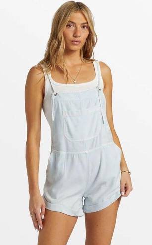 Billabong New.  chambray romper. Large