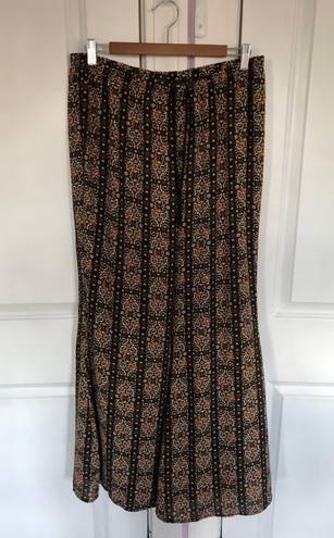 Xhileration Flowy Patterned Pants Size XL