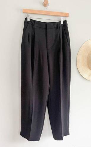 Madewell  | NWT | Pleated Tapered-Leg Pants in Easygoing Crepe | Black | Sz 2