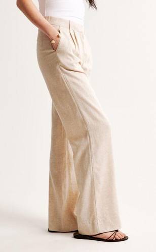 Abercrombie & Fitch Abercrombie Linen-Blend Tailored Wide Leg Pant in Light Beige