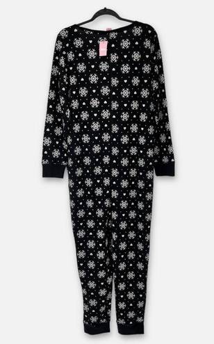 One Piece Jenni Womens  PJs NWT Size XXL Snowflake Black, White V-Neck Snap Front