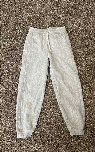 Lululemon Scuba High-Rise Jogger