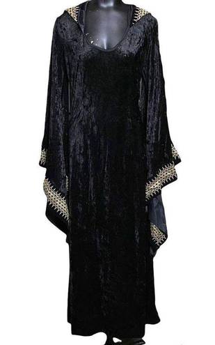 NEW Rubie’s Midnight Priestess Vampire Costume Black Velvet Hooded Gold Trim Size L