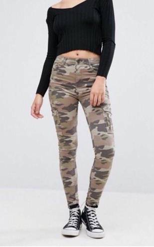 Pull & Bear  Skinny Cargo Pants