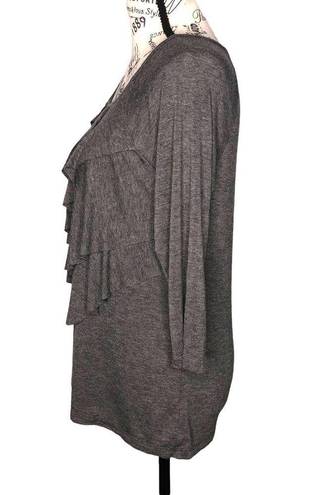 AB Studio  MEDIUM Ruffle Layered Front 3/4 Sleeve Soft Tee Gray