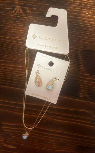 Kendra Scott Necklace & Earrings