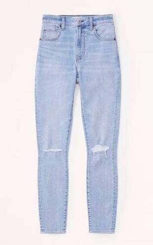 Abercrombie & Fitch  super skinny ankle high rise distressed knee jeans 12