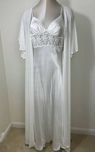 In Bloom  by Jonquil Lace Satin Long Lingerie White Nightgown Size Small Medium