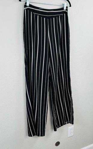 Like an angel  Black White Striped Wide Leg Dress Slacks Pants SZ Small 28" Waist