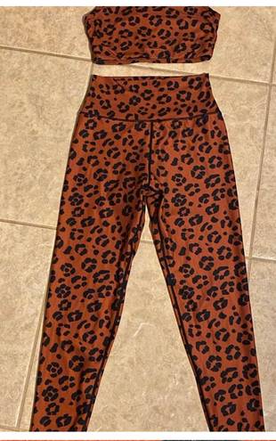 Sage RUST AND BLACK CHEETAH PRINT LEGGINGS 2 piece work out  SET XS