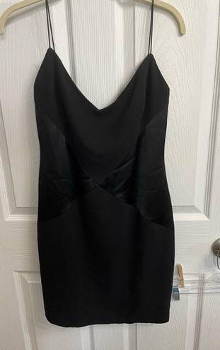 Badgley Mischka   black mini dress size 6 waist accenting spaghetti straps