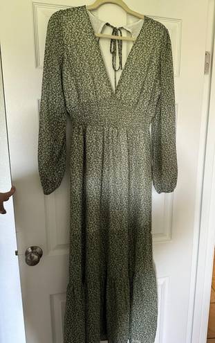 Forever 21 Floral Maxi Dress Green Size L - $17 New With Tags - From Hannah