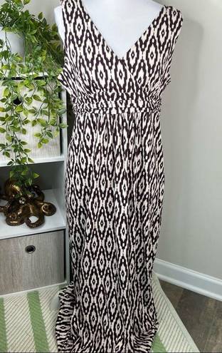 Loft 🎉  Outlet V neck Maxi Dress Deep Purple and Ivory Sleeveless Size LP