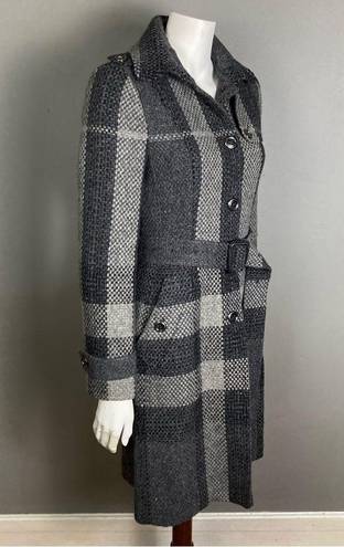 Burberry  long trench coat women's size 6 plaid wool belted gray winter