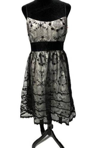 Oleg Cassini OC by OC () Black Lace‎ Party Dress with Layered Underskirts Size 12