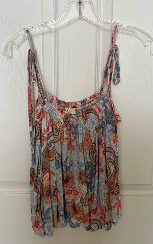 Boutique Top Multiple Size M