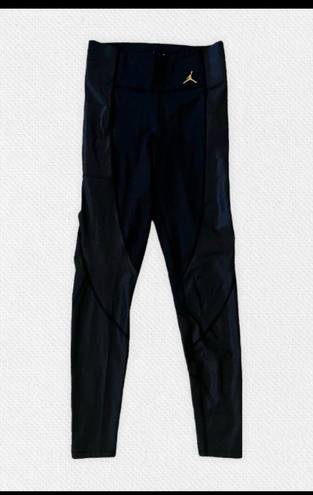 Nike Jordan NWT  Court To Runway Leggings