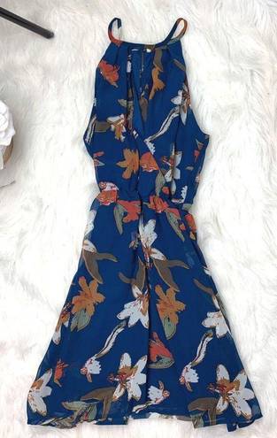 Sienna Sky Floral Blue Keyhole Shift Dress