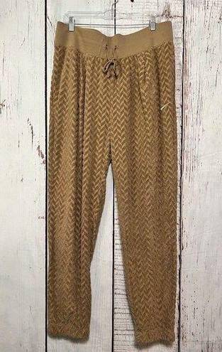 Nike NWT  Women’s Sportswear Everyday Textured Sweatpant Joggers -Brown/Size 2XL