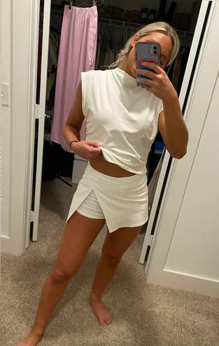 Blue Blush Matte Blaque White Skort